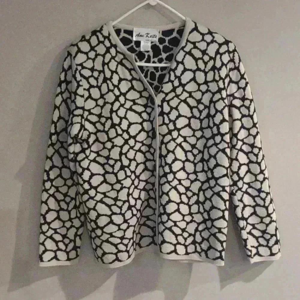 Vintage Ami Knits USA silver black 5 button cardigan women's‎ 14